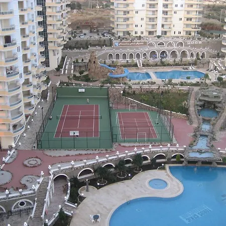 Paradise Hill Apartman *